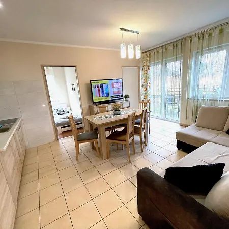 Superior Izery Cicha-free Parking شقة *