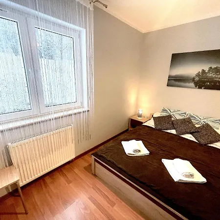 Superior Izery Cicha-free Parking